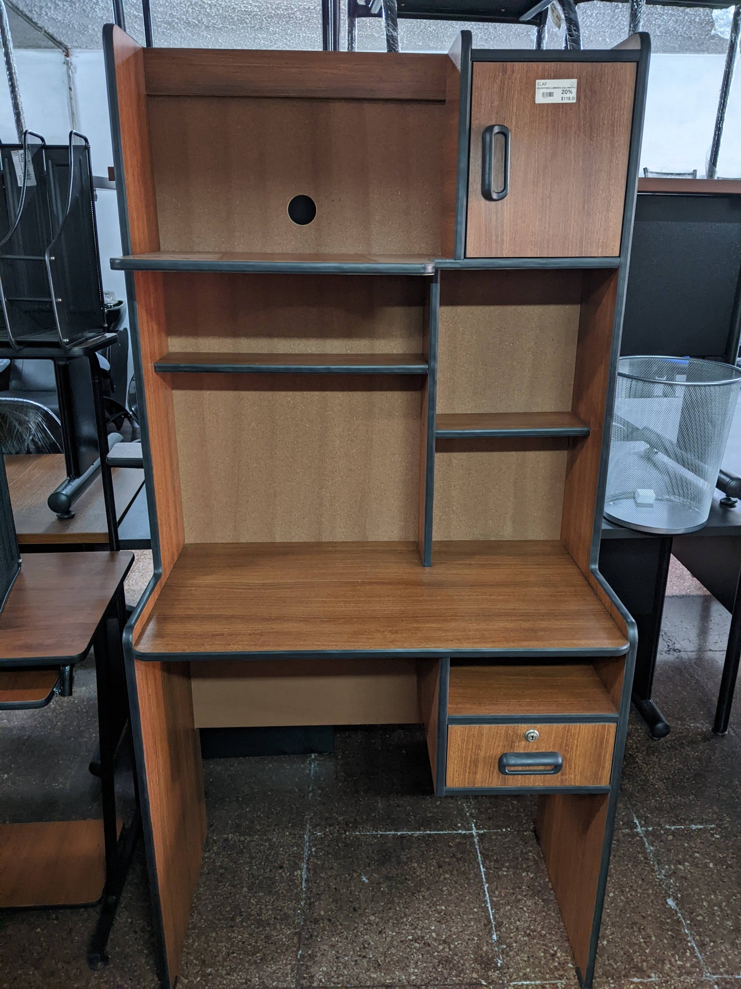 Escritorio Librero Aglomerado Pequeño 0.82-1.67