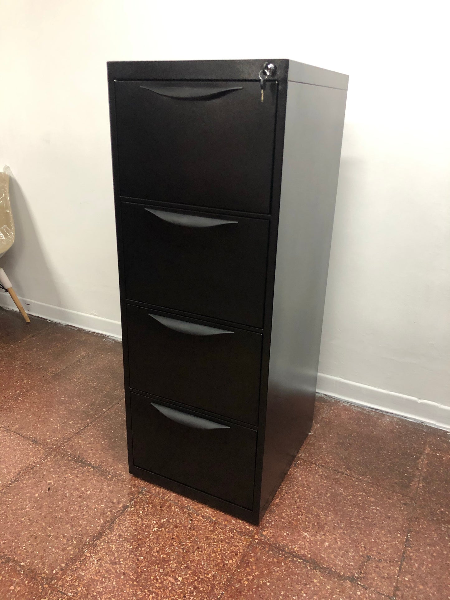 Archivador de oficina de 4 cajones metálicos