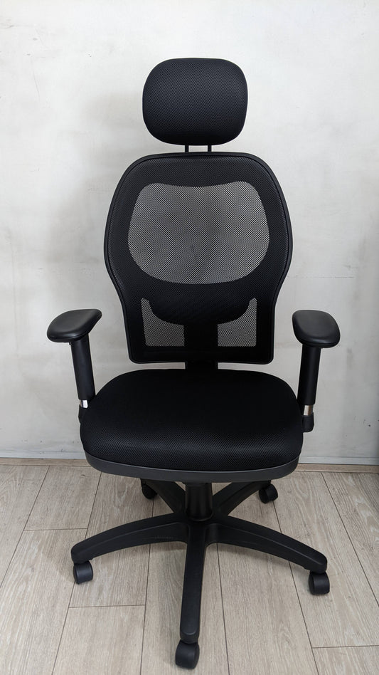 SILLON DE MALLA CON CABESAL 113