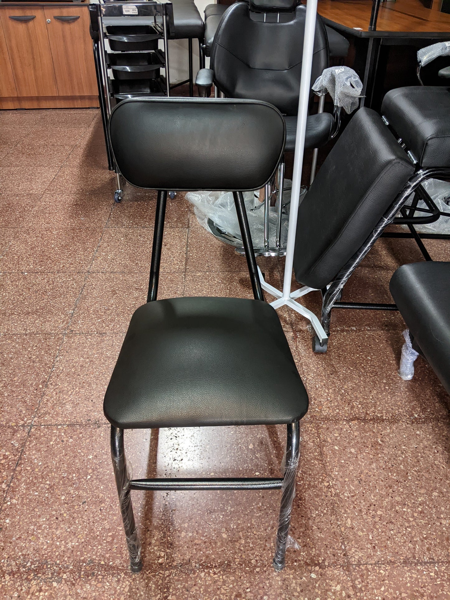 Silla Corte Pluma Cuerina